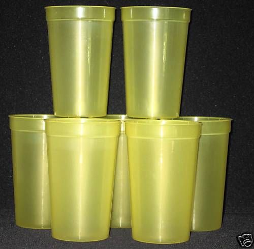 10 20oz TRANSLUCENT YELLOW PLASTIC DRINKING GLASSES CUP  