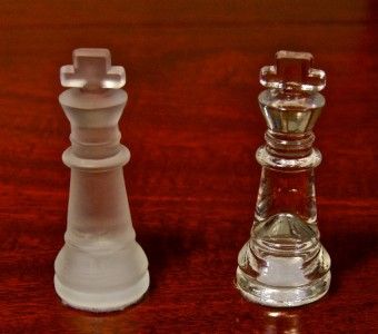 Glass Chess set 14x14 board 32 Clear/Frosted pieces  